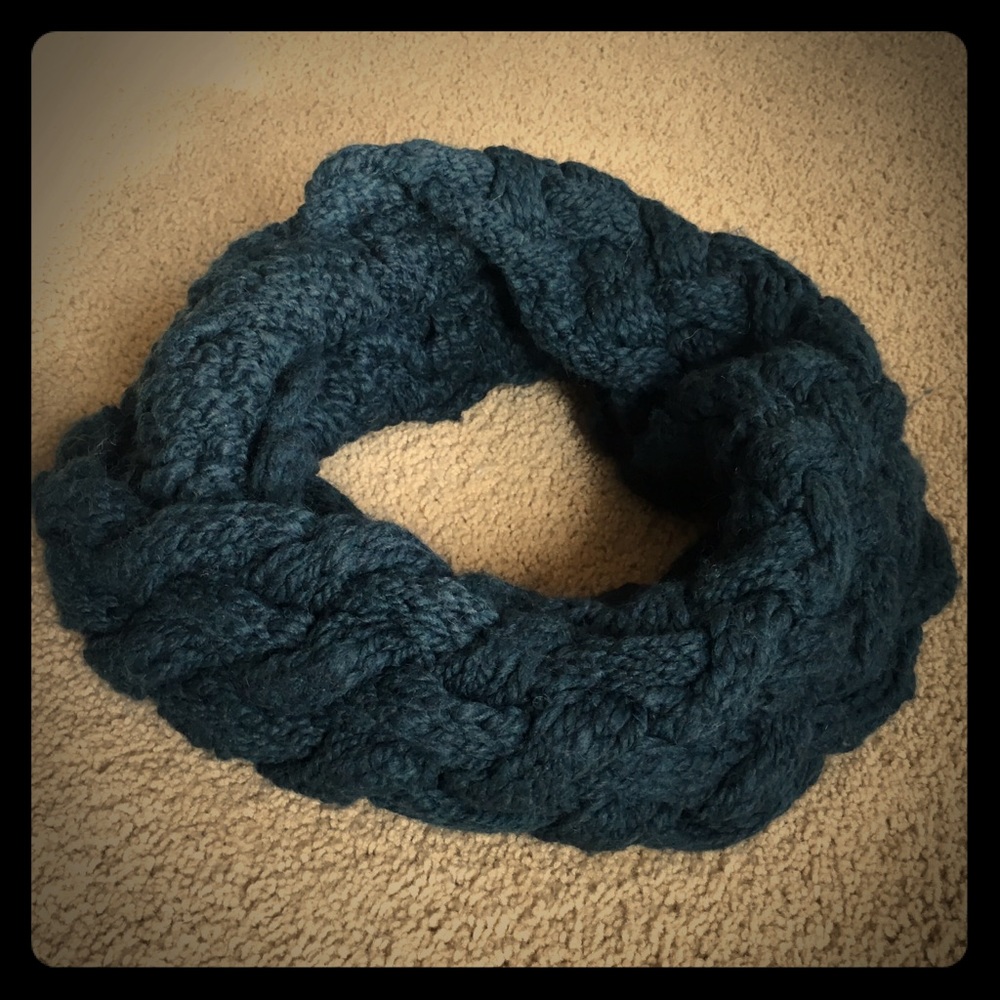 Cole Haan knit infinity scarf